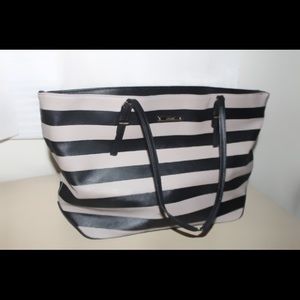 Nine West three compartment purse